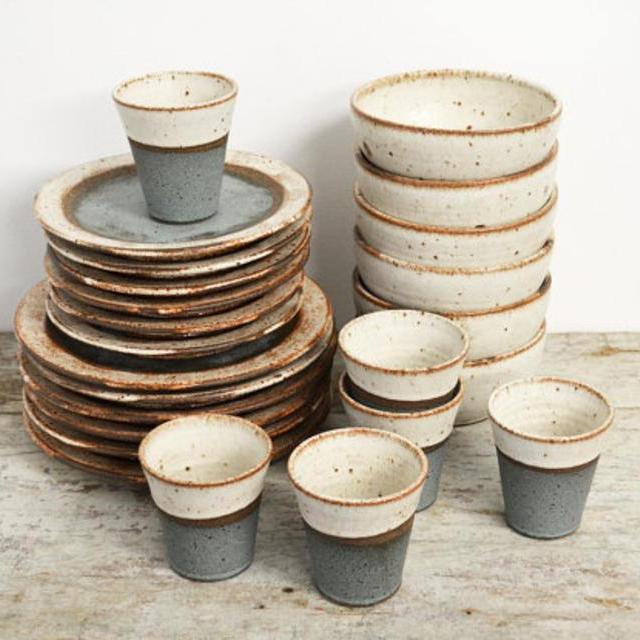 24-Piece Dinnerware Set