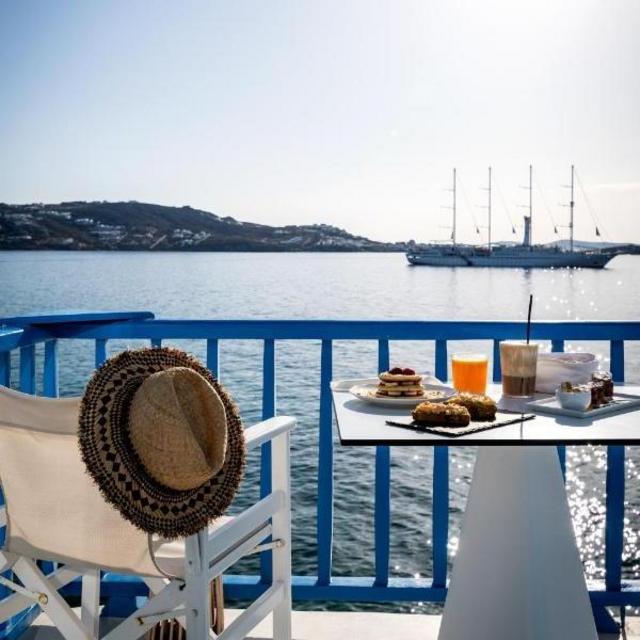 Mykonos Hotel for 4 nights!