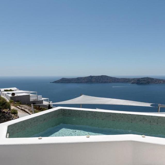 Santorini Hotel for 4 nights!