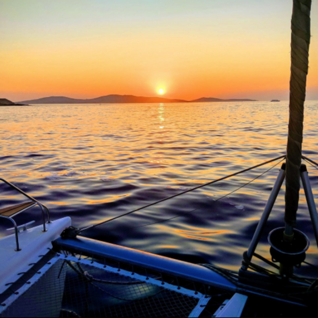 Day Cruise to Delos and Rhenia Islands