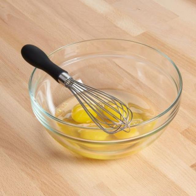 OXO Good Grips Balloon Whisk 9"
