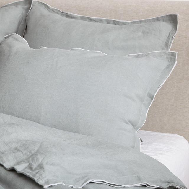 Edged Linen Sham Set