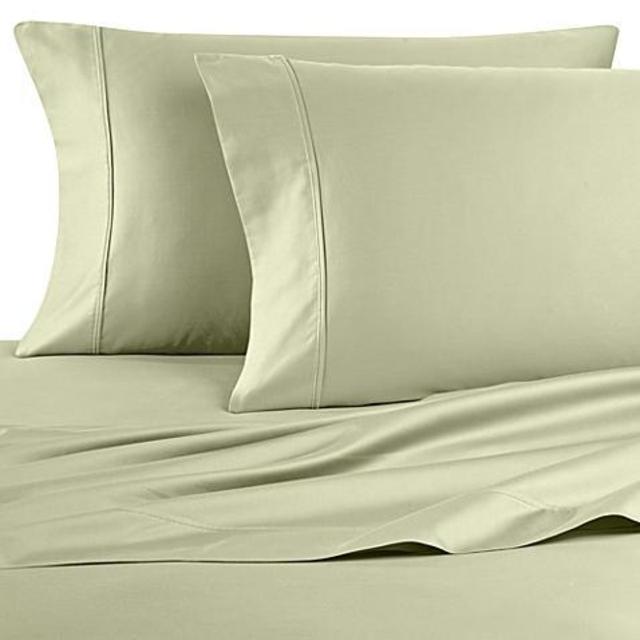Wamsutta® 400-Thread-Count Sateen Queen Sheet Set in Celery