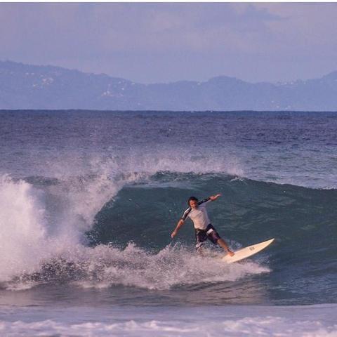 Island Excursions: Surf's Up