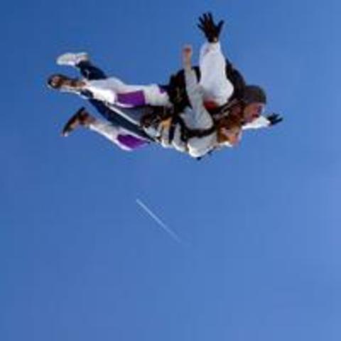 Island Excursions: Sky Diving