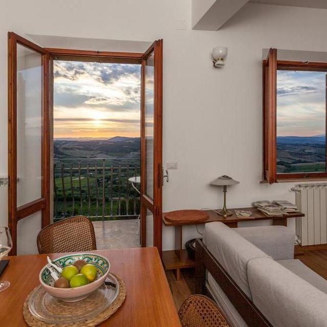 Romantic Hilltop Hotel in Montepulciano