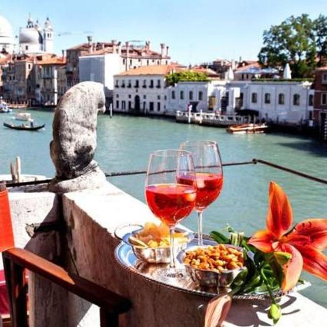 Romantic Hotel Stay in Venice