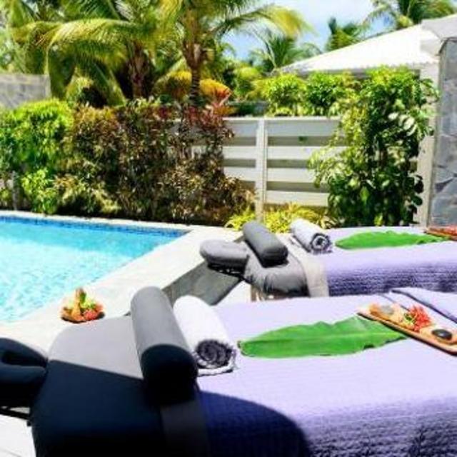 Honeymoon Couples Massage