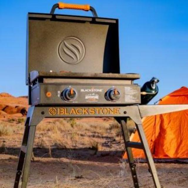 Blackstone Adventure Ready 22" Griddle with Stand and Adapter Hose