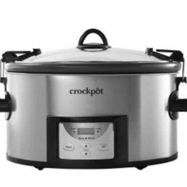 Crock-Pot 7-Quart Easy Clean Slow Cooker with Locking Lid