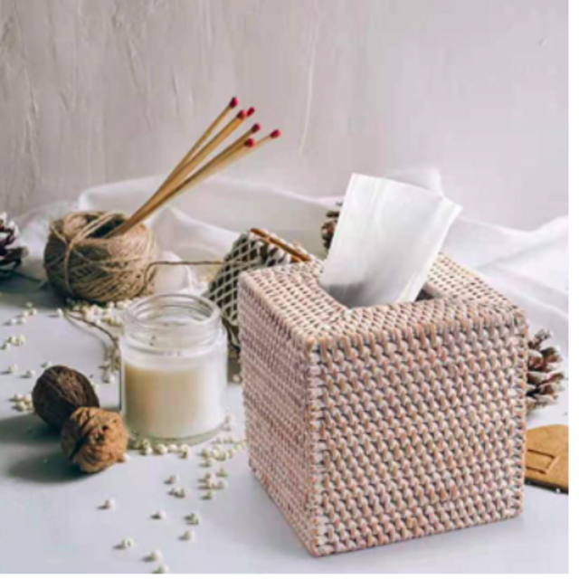 Square Rattan Tissue Box Cover, Hand Woven Wicker Tissue Holder, 5.5 x 5.5 X 5.7 inch, Whitewash
