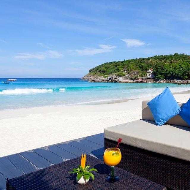 Drinks By The Ocean