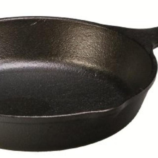 Lodge H3SK Heat Enhanced and Seasoned Cast Iron Skillet, 6.5-Inch