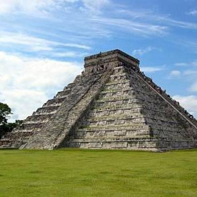 Honeymoon Adventure: Explore Cancun's Chichen Itza