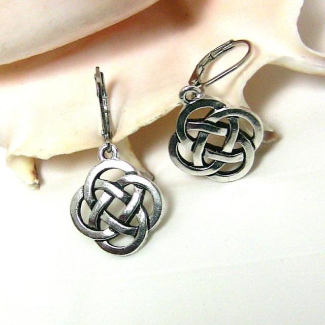 Celtic Earrings, Celtic Knot, Eternity Knot Earrings, Leverback, Irish Gift for Woman