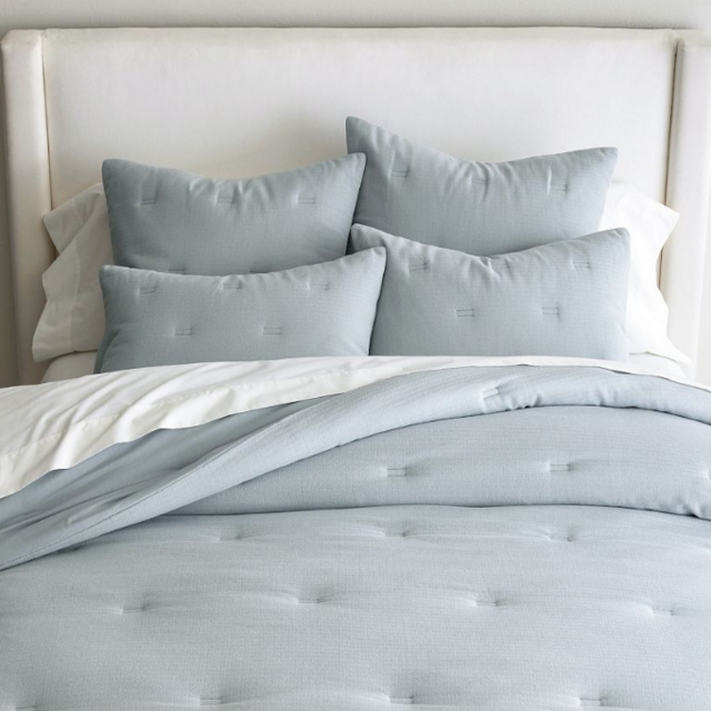 QUEEN-Size Cloud-Blue Presidio Textured Comforter
