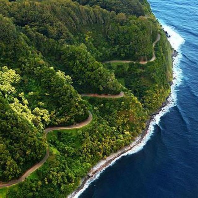 A day traveling the road to Hana