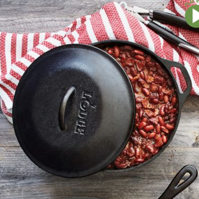 Lodge Dutch Oven - 7 Qt