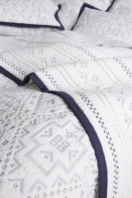 Kuji Coverlet