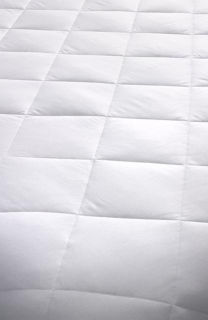 Nordstrom at Home 330 Thread Count Mattress Pad