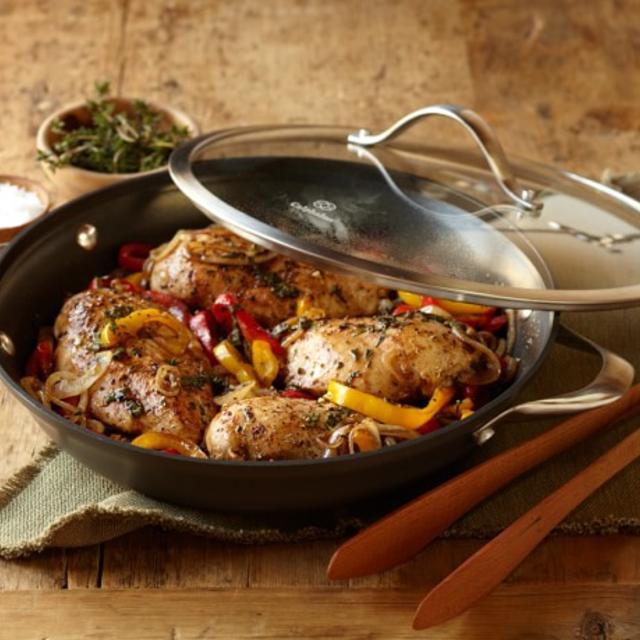 Calphalon Contemporary Nonstick Everyday Pan