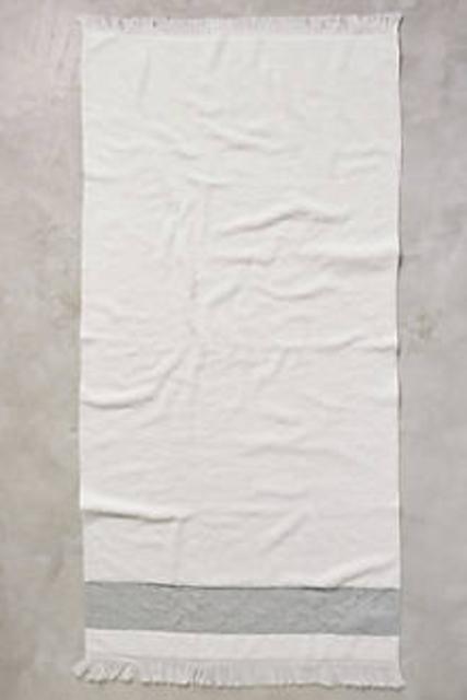 Linen-Edged Bath Towel in Dark Grey