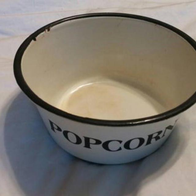 On Sale Black and White Enamel Ware Popcorn Bowl Vintage Kitchen Decorative Home Decor