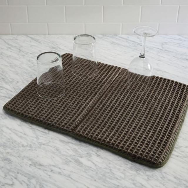 Clean-Up Crew Drying Mat