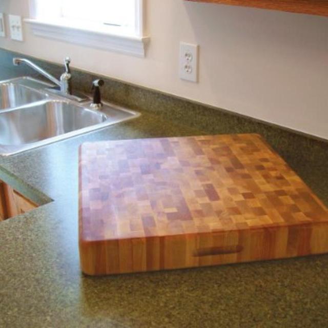 Catskill Craftsmen Super Slab with Finger Grooves