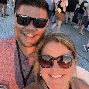 Jess Brown and Tuan Nguyen's Wedding Registry on Zola