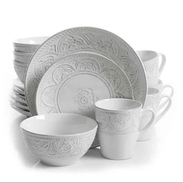 Gibson Overseas Juneau 16-Piece Dinnerware Set