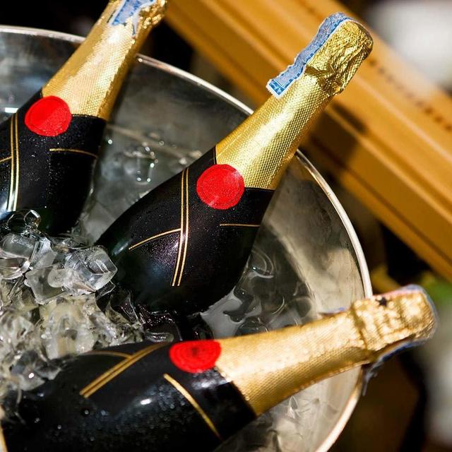 Honeymoon Room Service Champagne