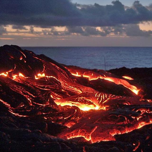 2 nights near Volcanoes National Park