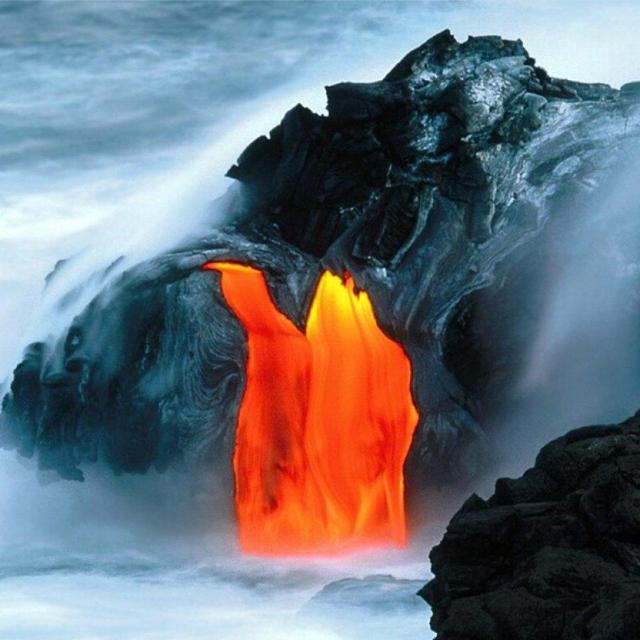 Hawaii Volcanoes National Park Pass