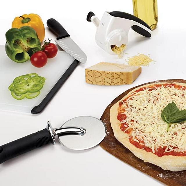 Pizza Wheel and Cutter