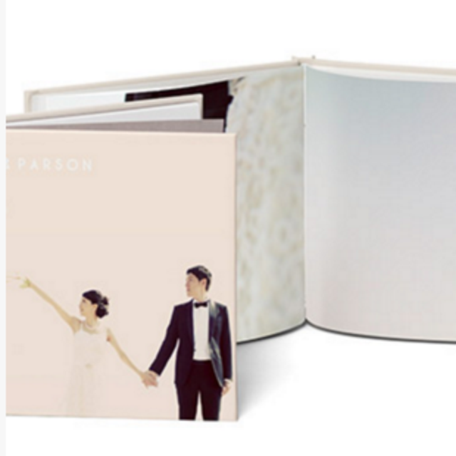 Hardcover wedding photo album