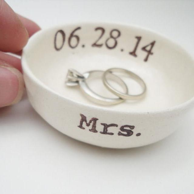 Custom RING HOLDER