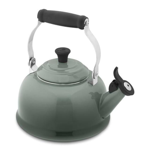Le Creuset Classic Tea Kettle