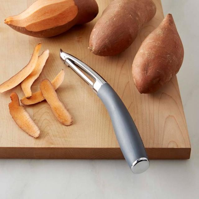 Williams-Sonoma Prep Tools Straight Swivel Peeler