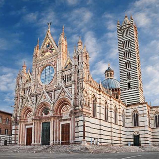 Sightseeing in Siena