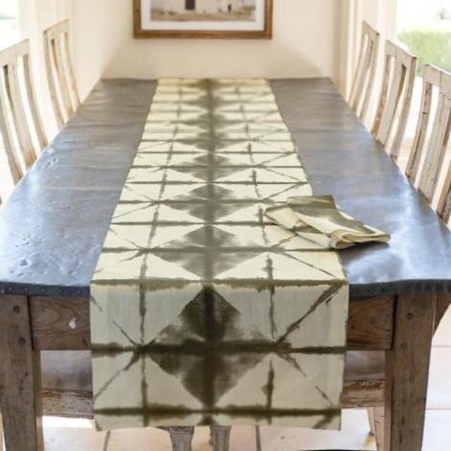 Hand-dyed Shibori Diamonds Table runner - Greige - 16"x96"