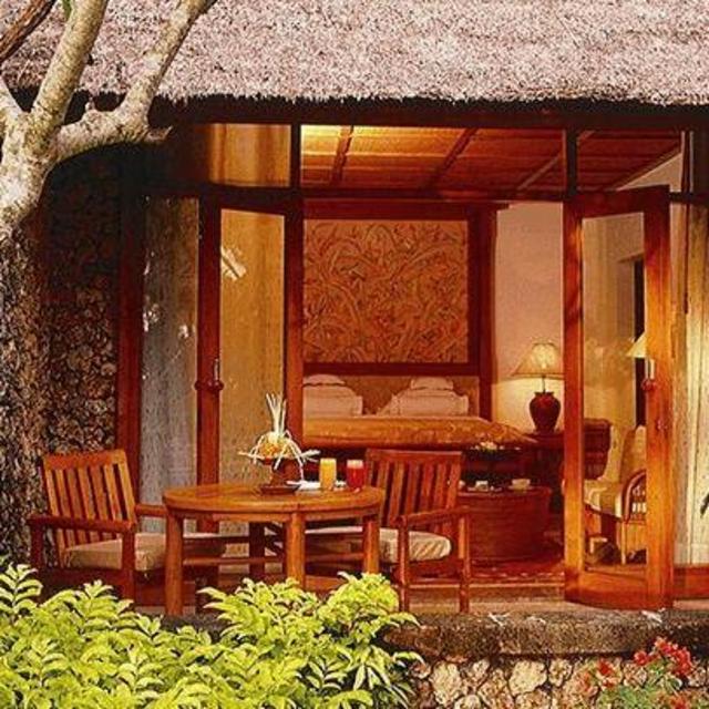 Stay at The Oberoi-Seminyak