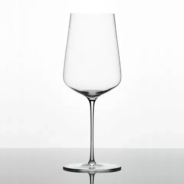 Universal Glass | Gracious Style