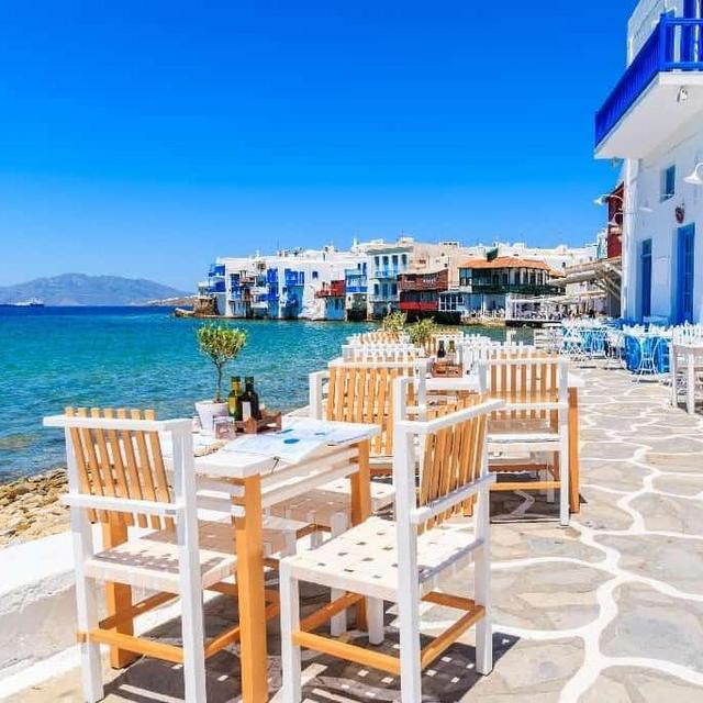 Honeymoon Suite: 4 Nights in Paros, Greece!