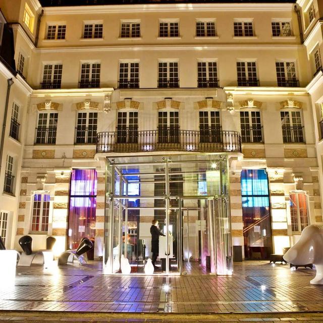 Paris Hotel Stay