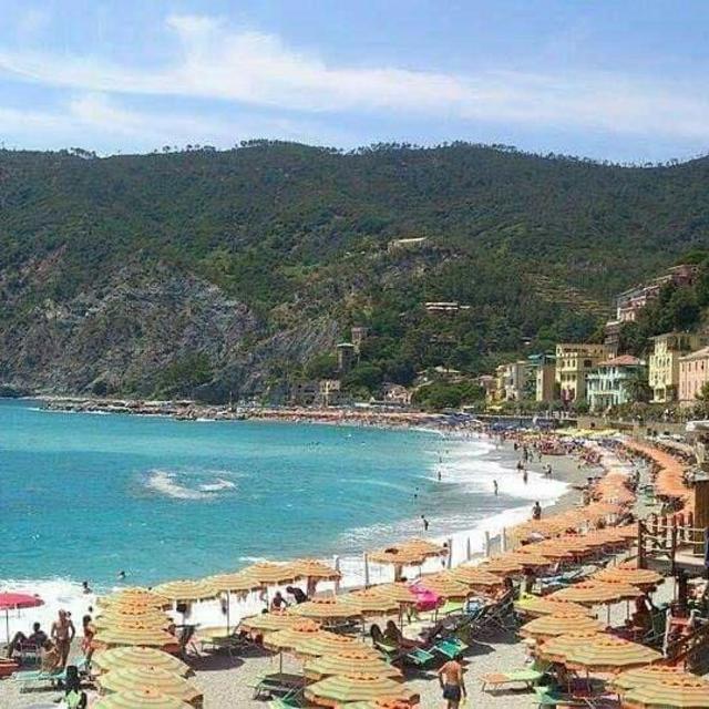 Cocktails at Beach Bar Stella Marina in Monterosso al Mare