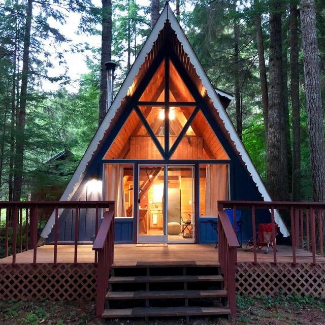 Elopement cabin