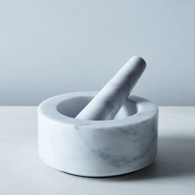 Large Natural Stone Mortar & Pestle in Carrara Marble