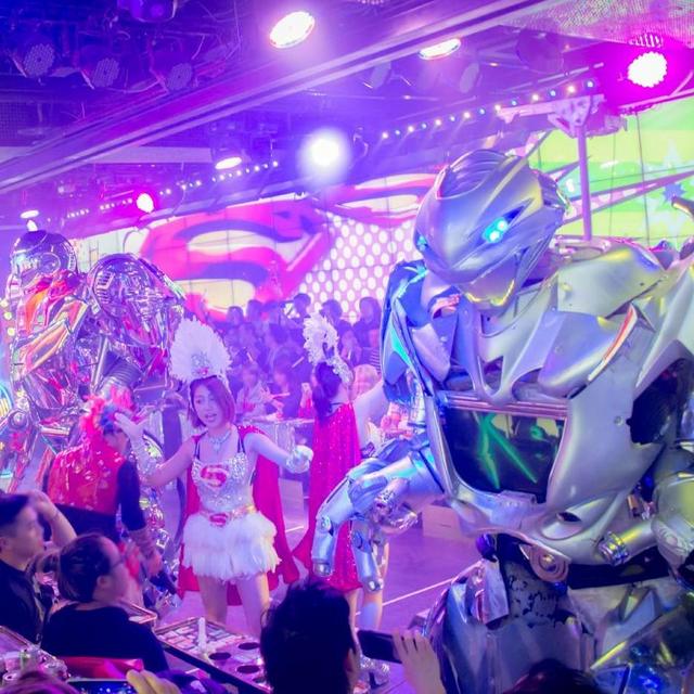 Dinner at the Shinjuku Robot Restaurant in Tokyo
