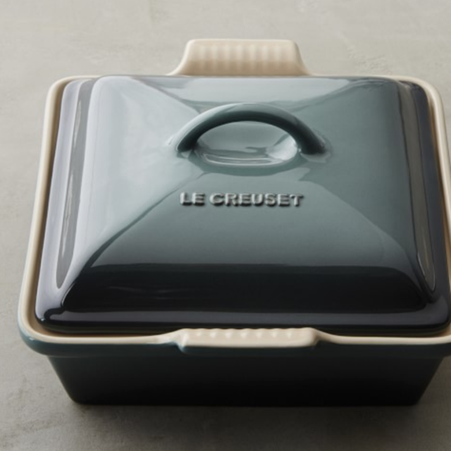 Le Creuset Heritage Stoneware Shallow Square Covered Baker In Ocean